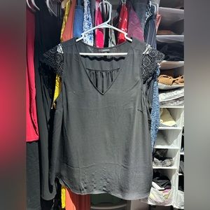 Torrid Black Short Cap Lace Sleeve Top Sz 1x 1